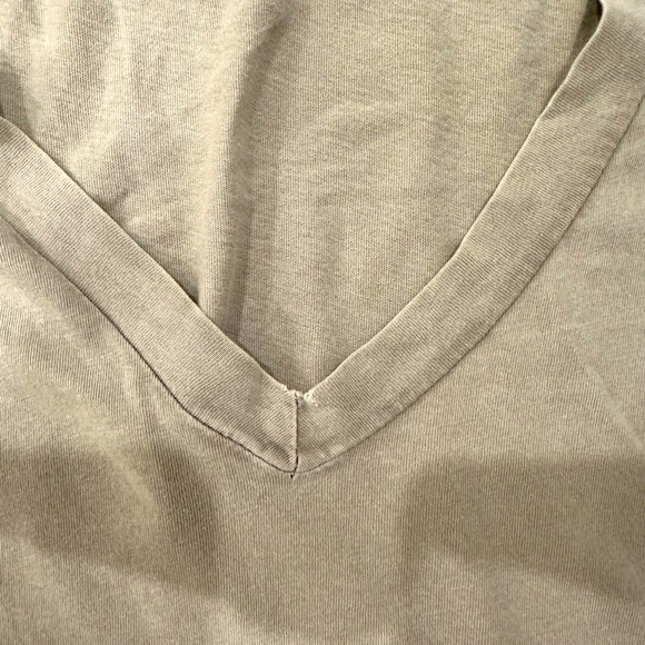 James Perse - Men’s Khaki T-Shirt (Size 2, Medium) - Picture 4 of 5